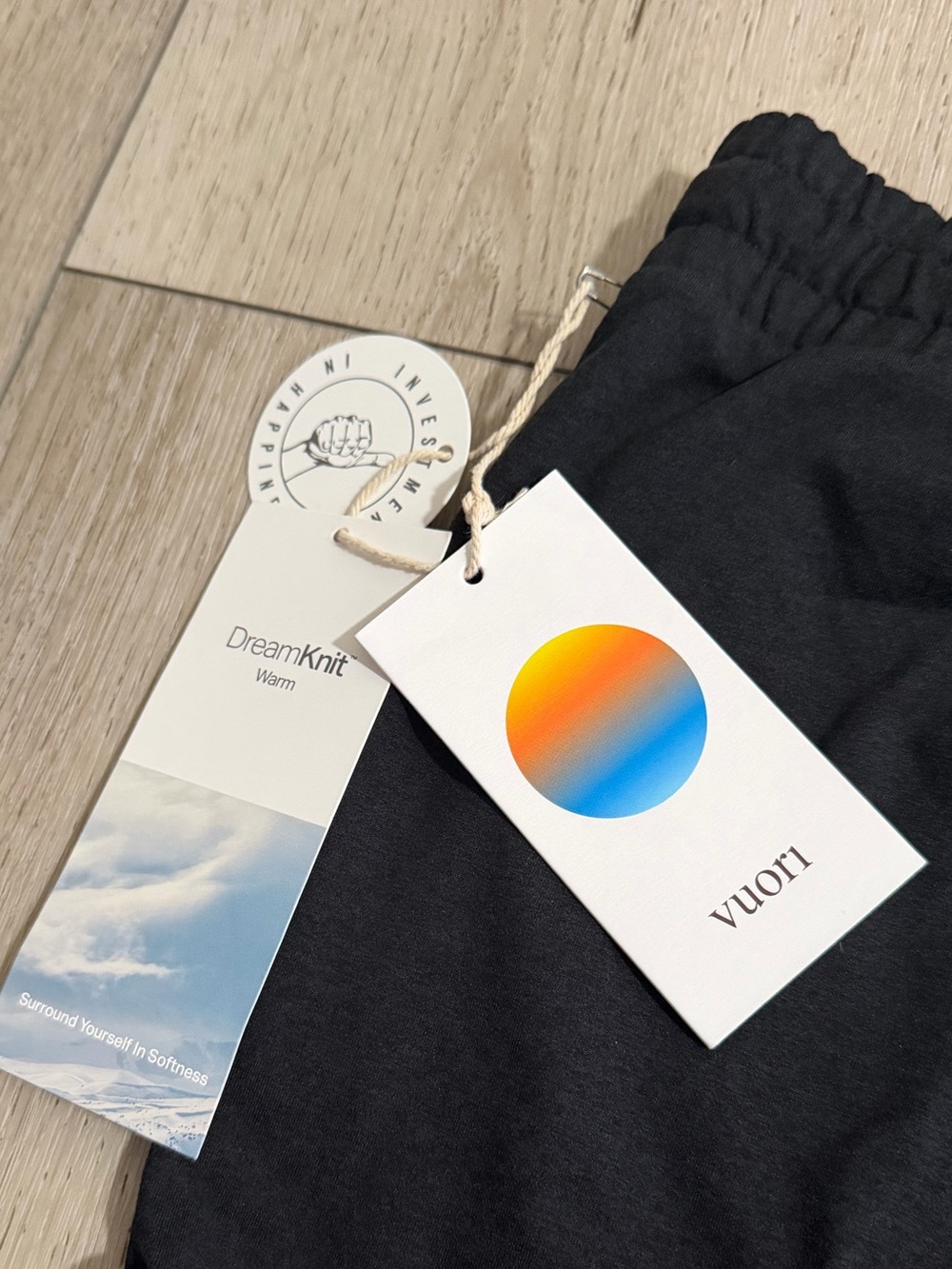 Vuori Black DreamKnit Women's Joggers with Elastic Waistband